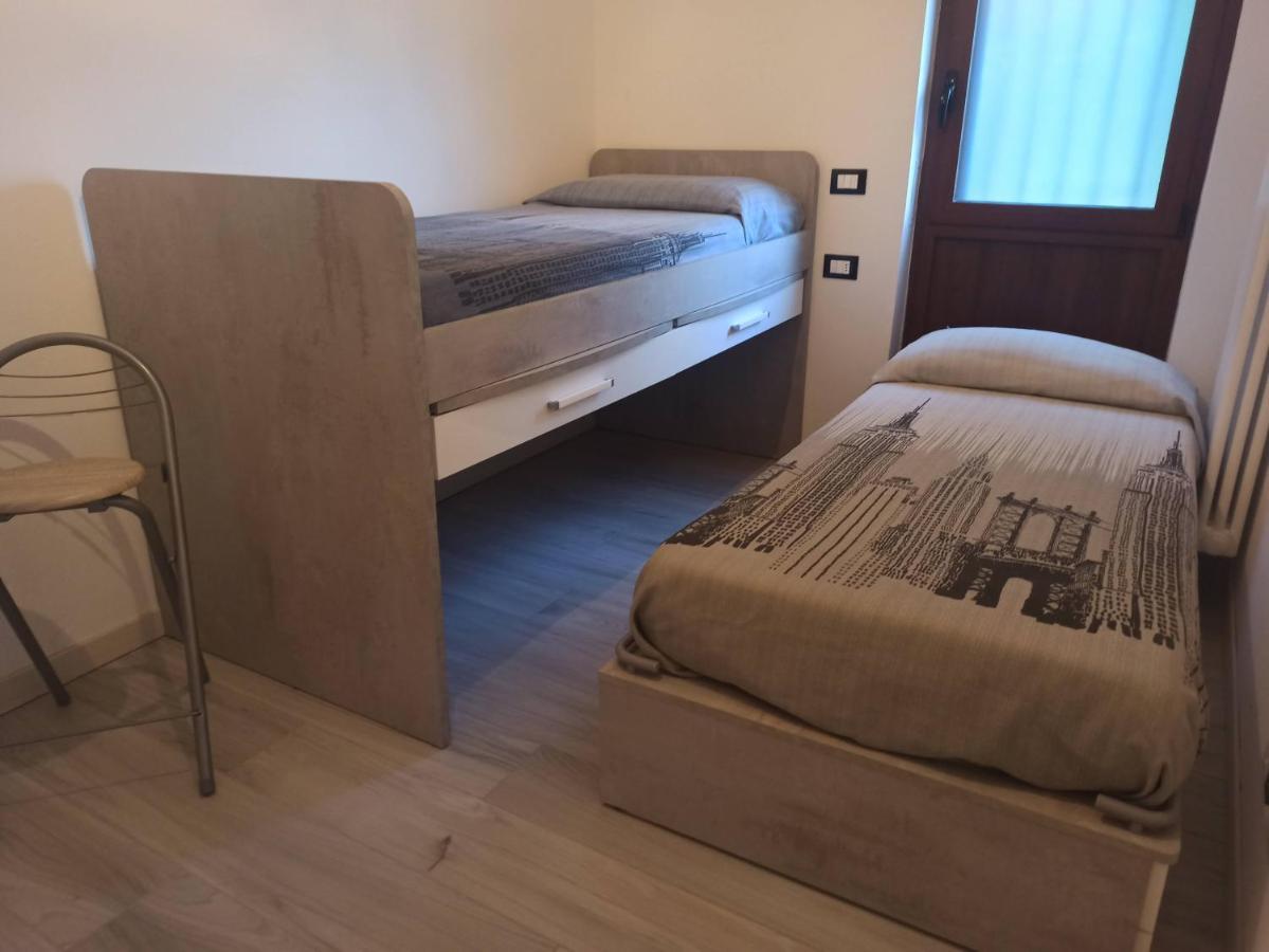 Vista Lago Lecco - Neiade Guest House Pescate Екстериор снимка